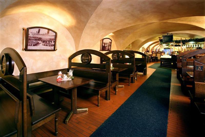 Hotel Maly Pivovar Ческе-Будеёвице Экстерьер фото