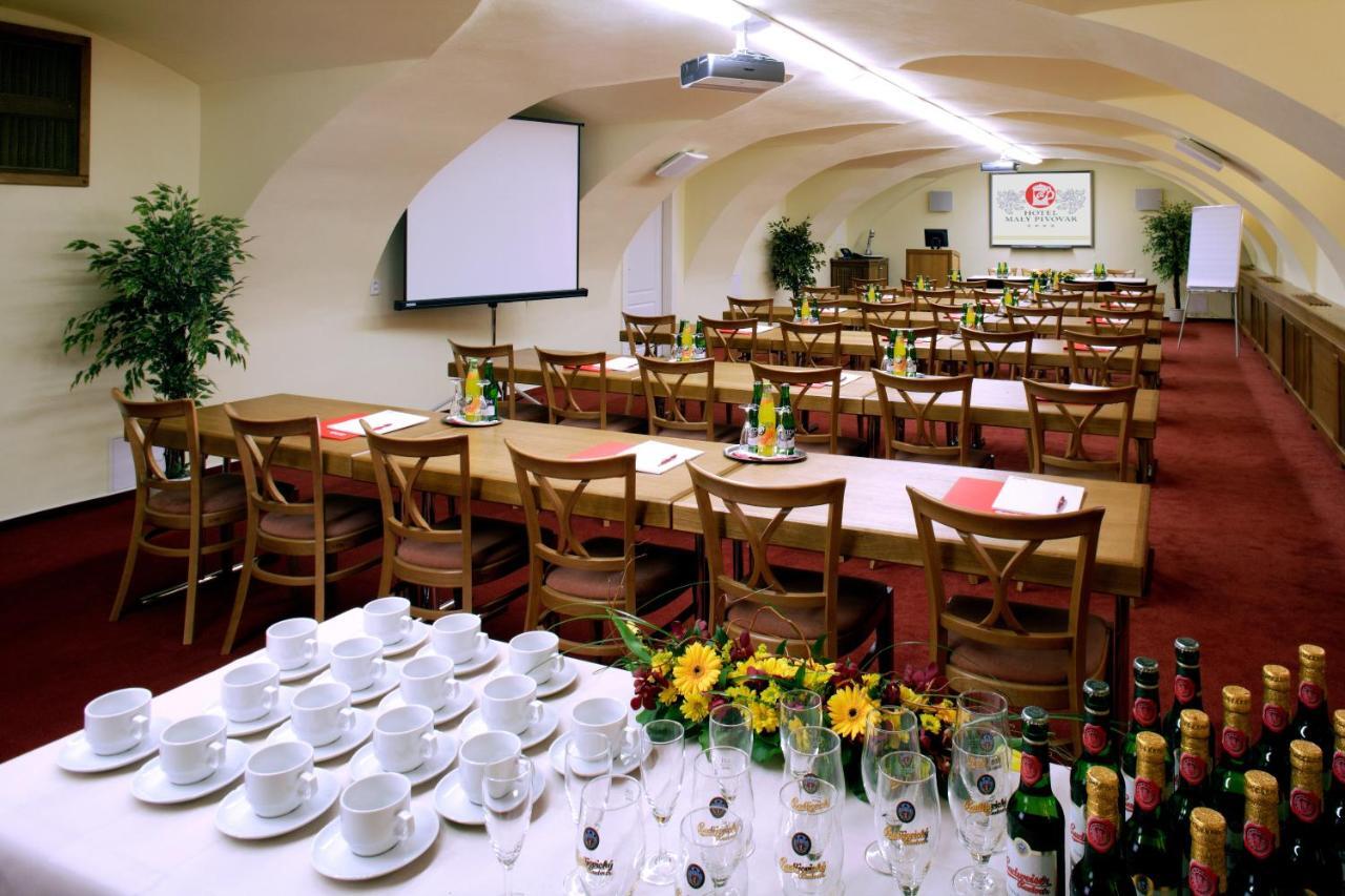 Hotel Maly Pivovar Ческе-Будеёвице Экстерьер фото